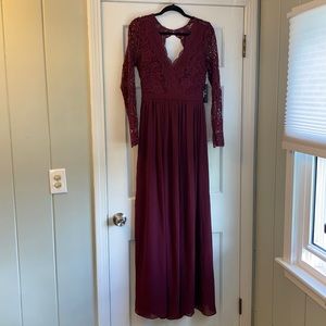NWT Lulus Long-sleeve Lace Maxi Dress